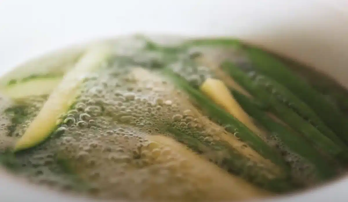 おくらを茹でる