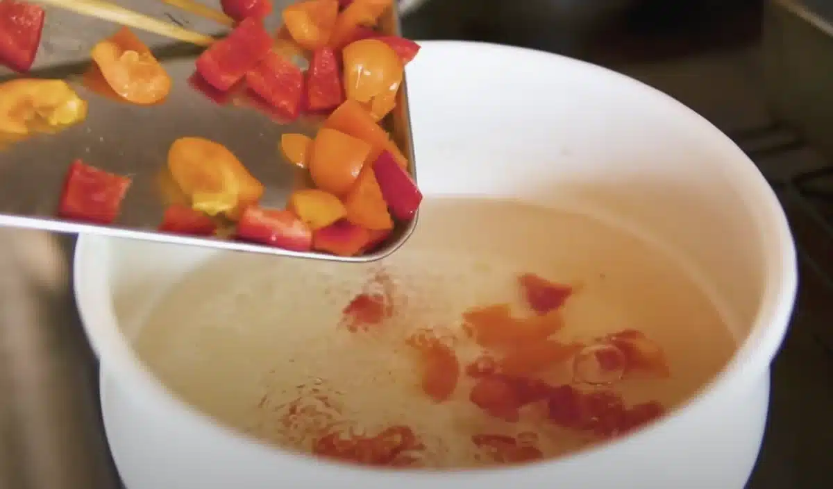 パプリカを茹でる