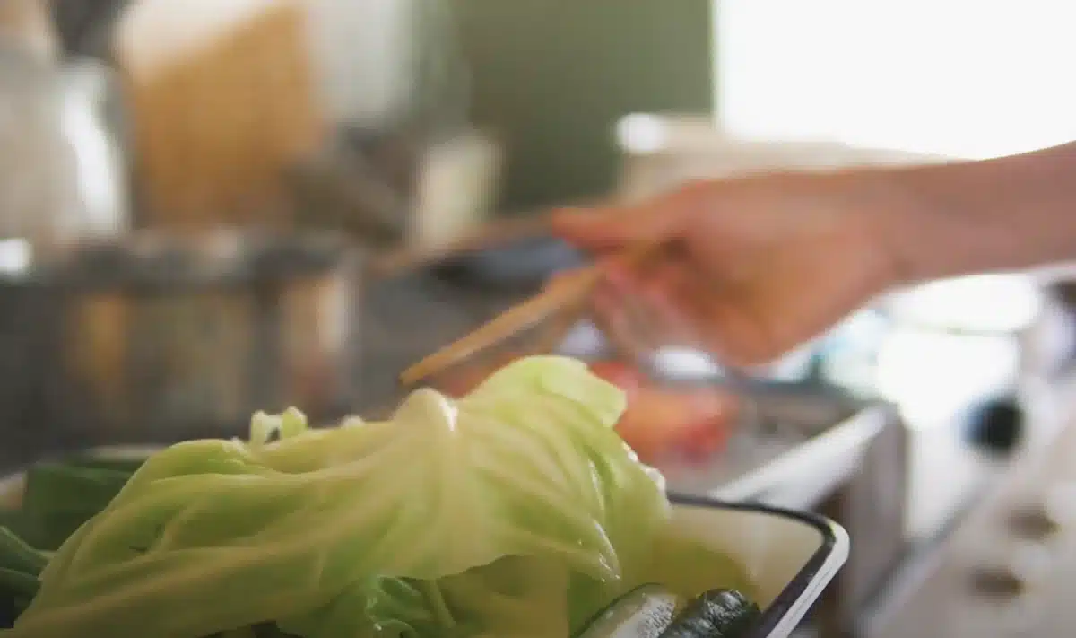 キャベツを茹でる