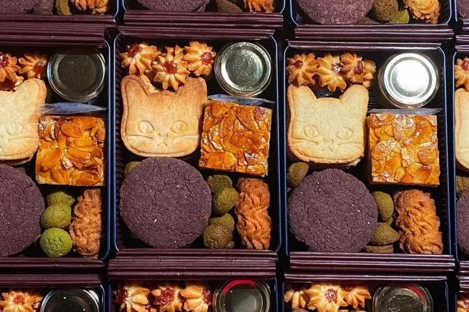 猫のクッキーやフロランタンがたくさん詰まったグルテンフリーのクッキー缶