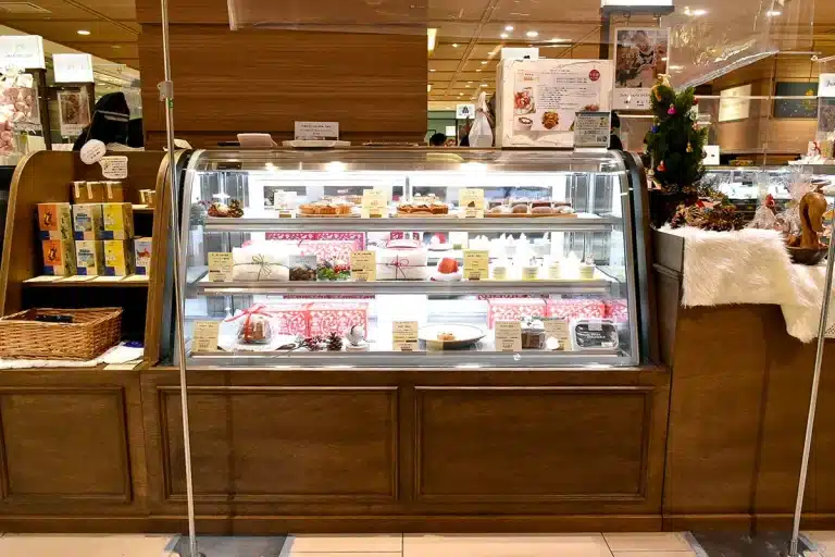 【Maison CHATONS】札幌三越店-02