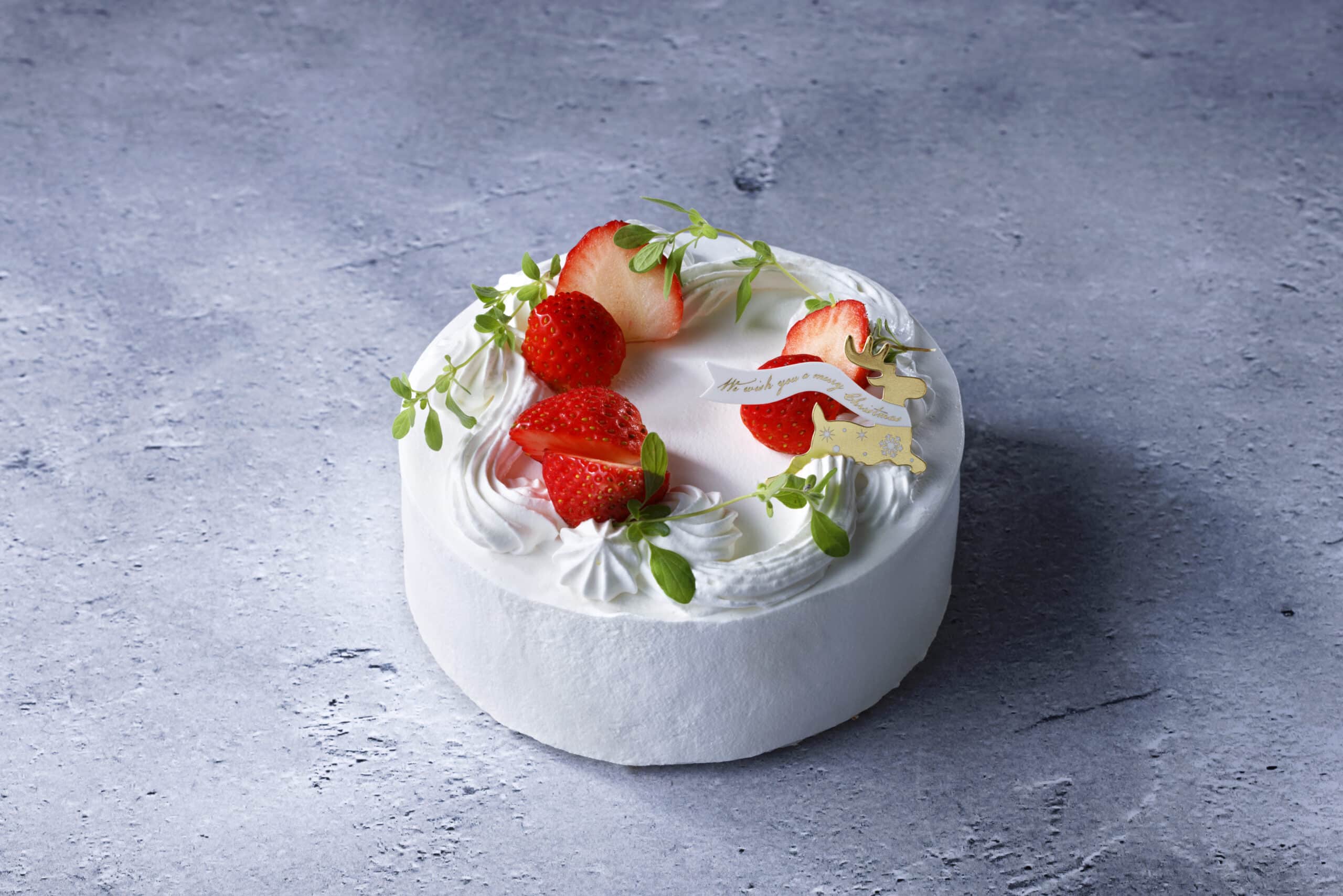 ホワイトシンプルケーキ