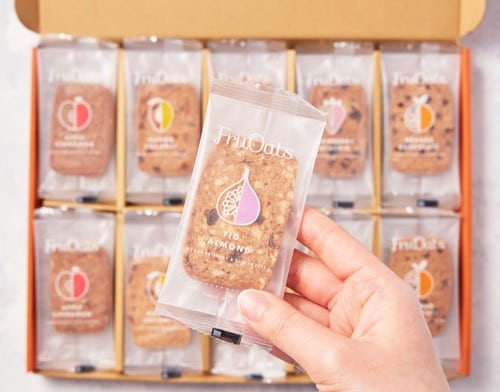 FruOats（フルオーツ）の【選べるフレーバーセット】オートミール×おからのグルテンフリークッキー30枚入り