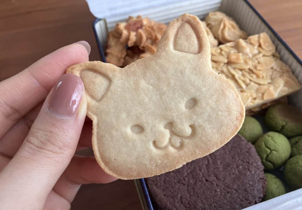 いたずら顔な猫クッキー